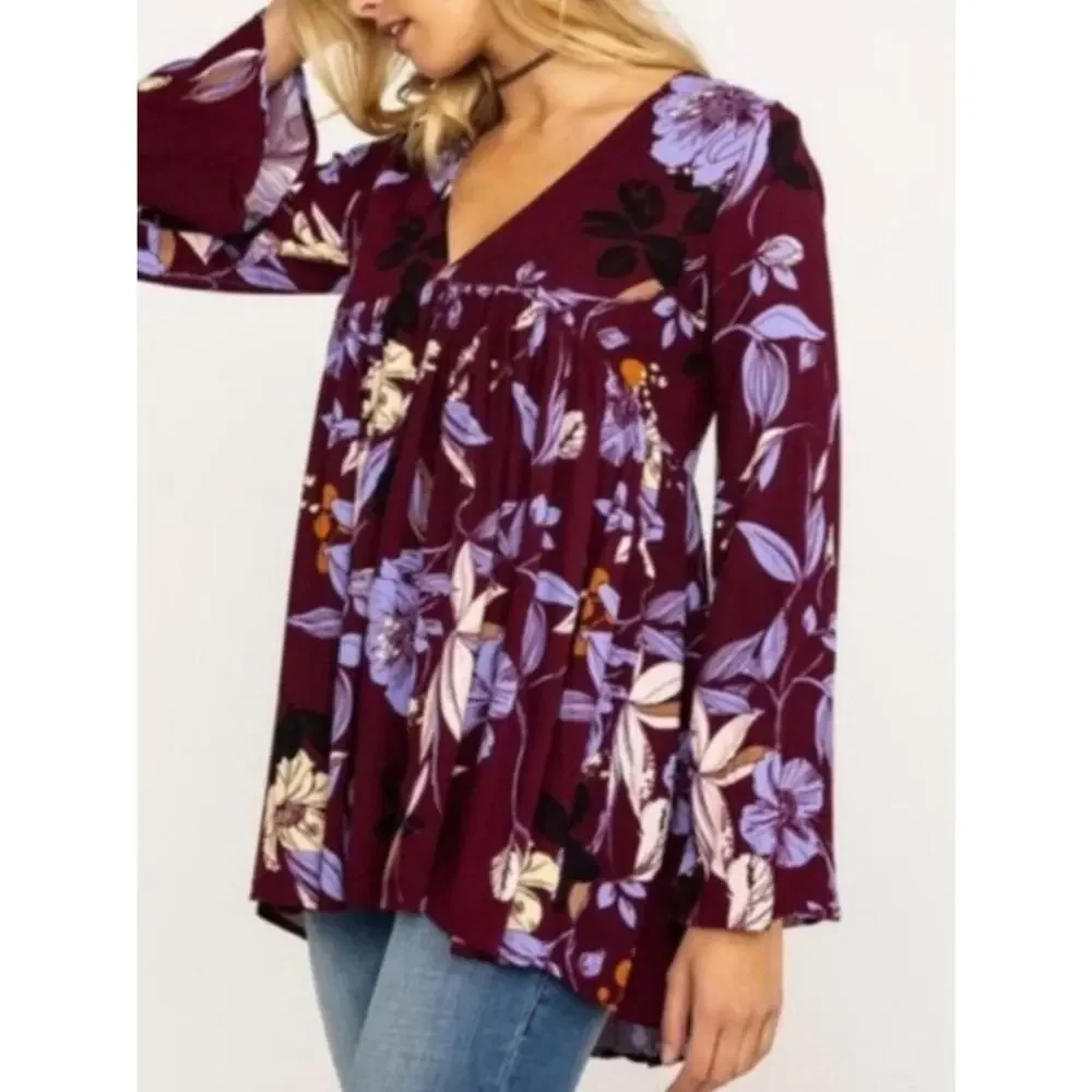 Free People Bella Top XS Burgundy Floral Boho Babydoll Tunic Bell Sleeve